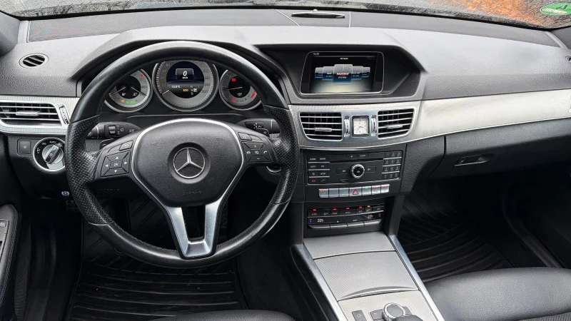 Mercedes-Benz E 220 – 12