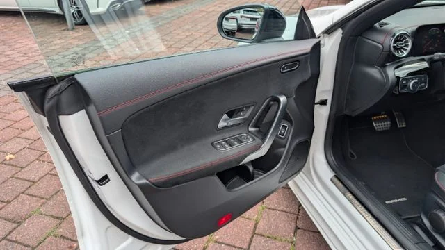 MERCEDES-BENZ CLA 220 – 11