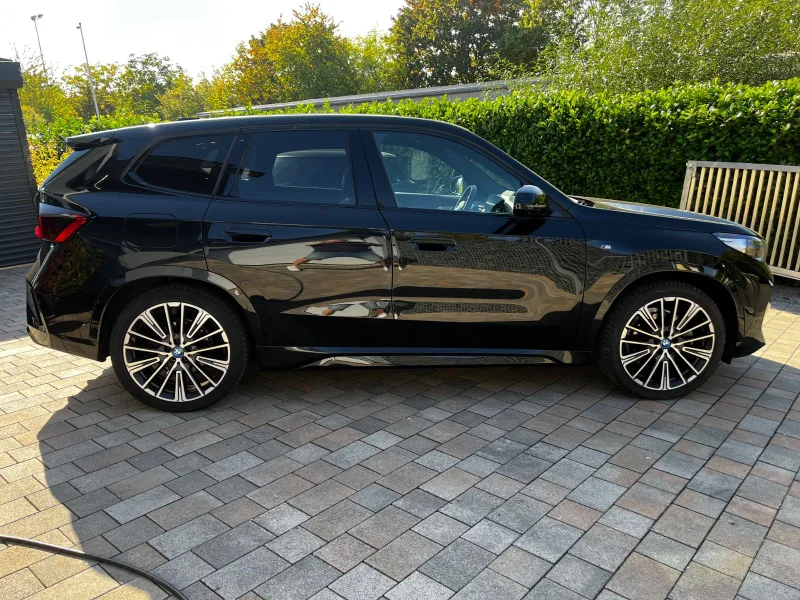 BMW iX1 – 4