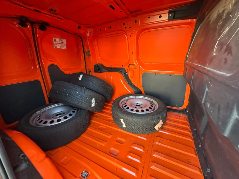 Volkswagen Caddy – 8