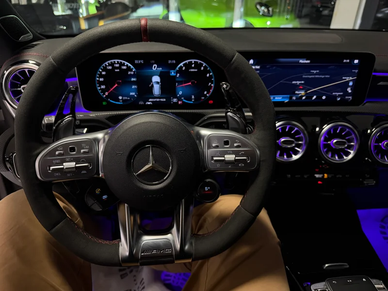 Mercedes-Benz CLA 45 AMG – 29