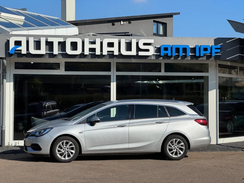 Opel Astra – 9