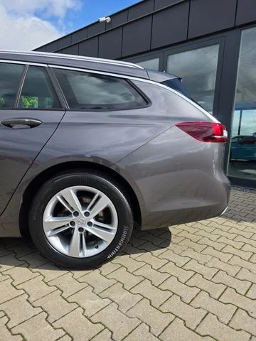 Opel Insignia – 8