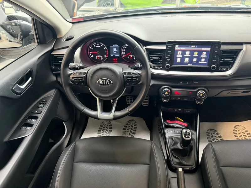 Kia Stonic – 18
