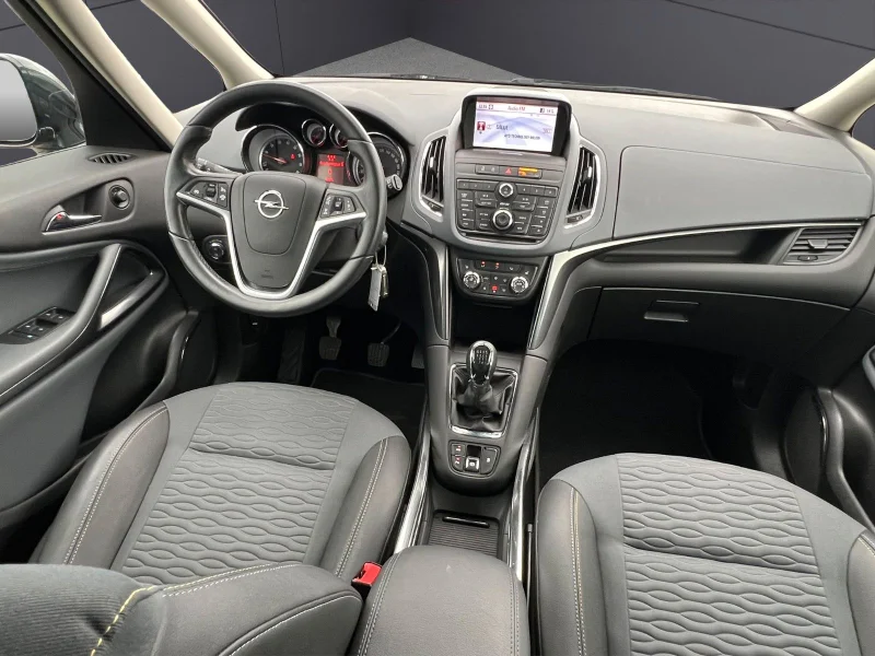 Opel Zafira – 18