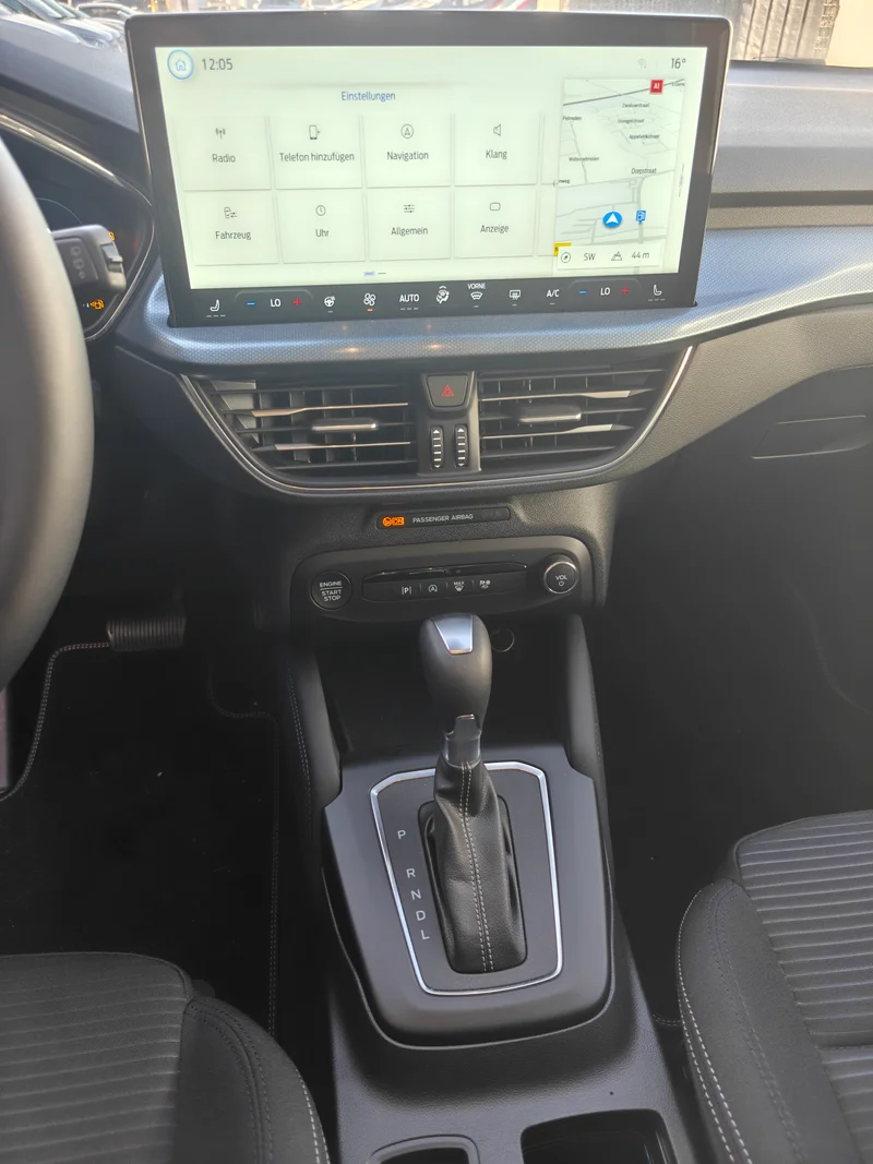 Ford Focus Turnier Active X 1.0 7AT – 18