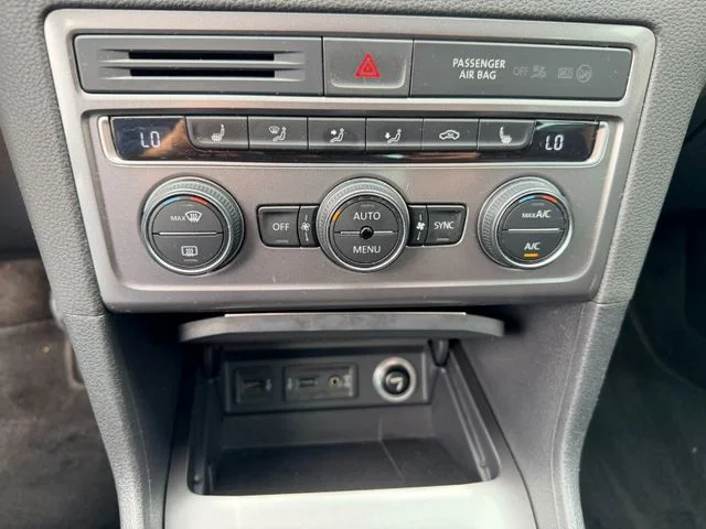 VW Golf Sportsvan – 27