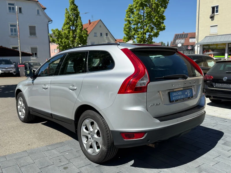 Volvo XC 60 – 8