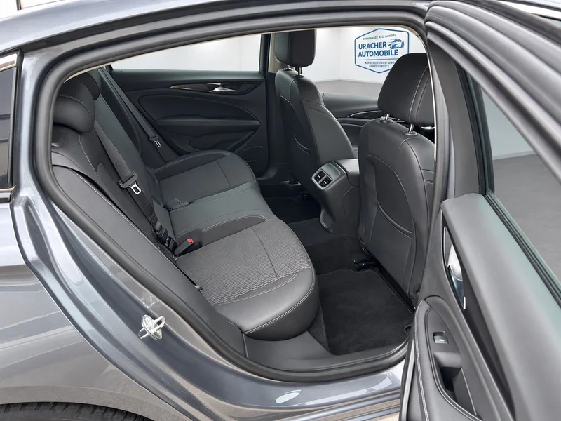 Opel Insignia – 18