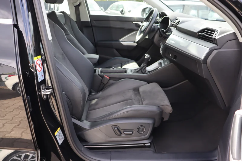 Audi Q3 – 11