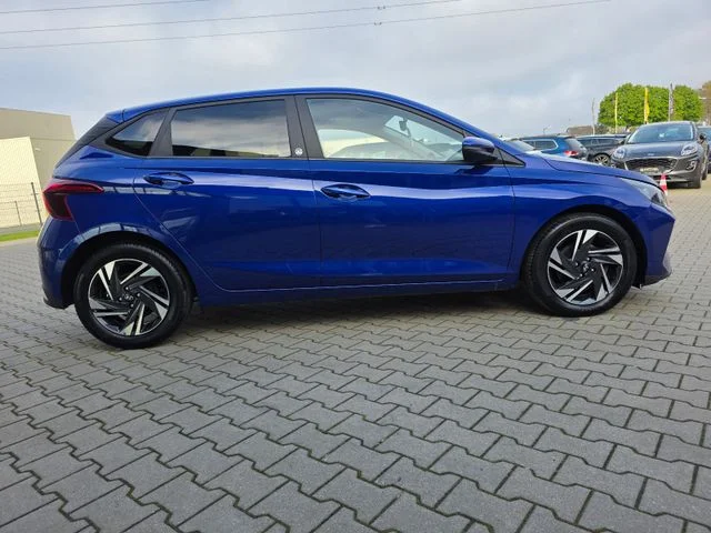 Hyundai i20 – 15