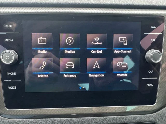 Volkswagen Golf – 29