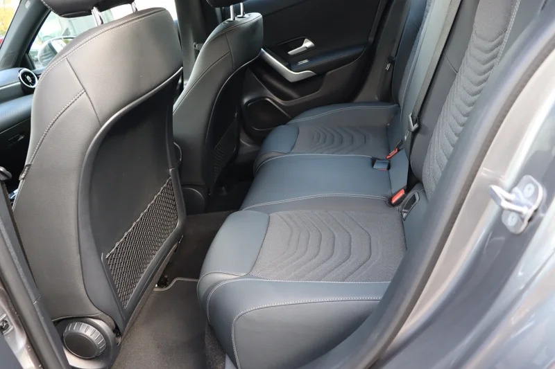 Mercedes-Benz A 250 – 14