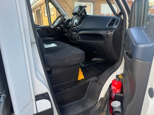 IVECO Daily  HOCHDACH SCHLAFFkabine 70 C ...LAMAR/AHK – 31
