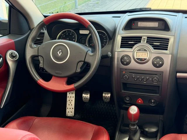 Renault Megane – 19