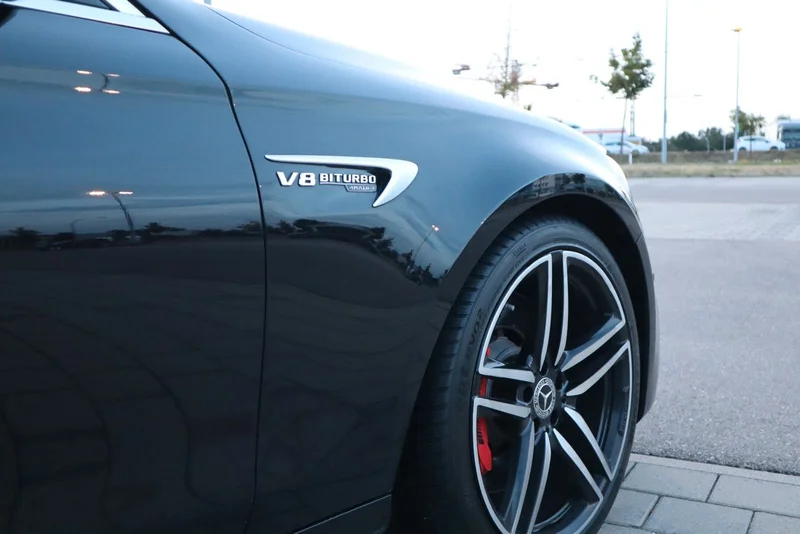 Mercedes-Benz E 63 AMG – 5
