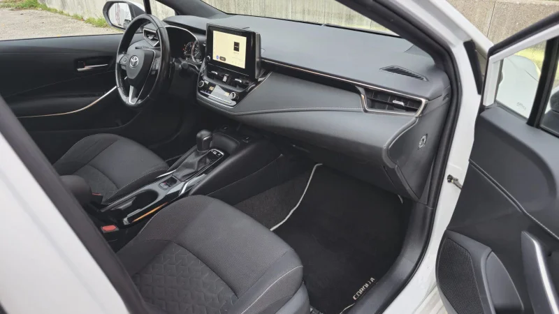 Toyota Corolla – 11