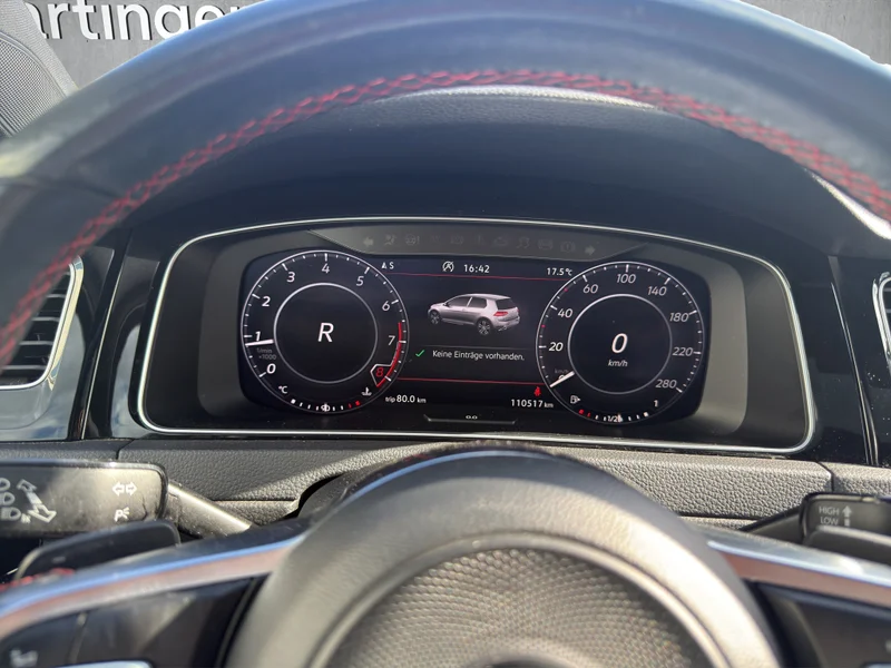 Volkswagen Golf – 19
