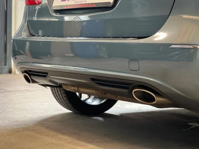 Mercedes-Benz B 220 – 13
