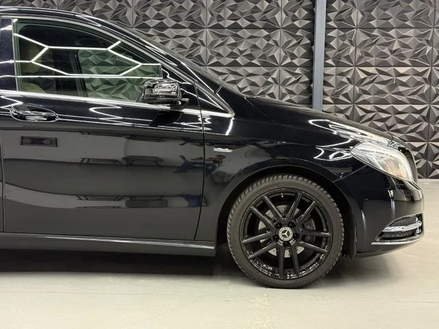 Mercedes-Benz B 180 – 14