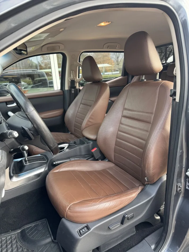 Mercedes-Benz X 350 – 13