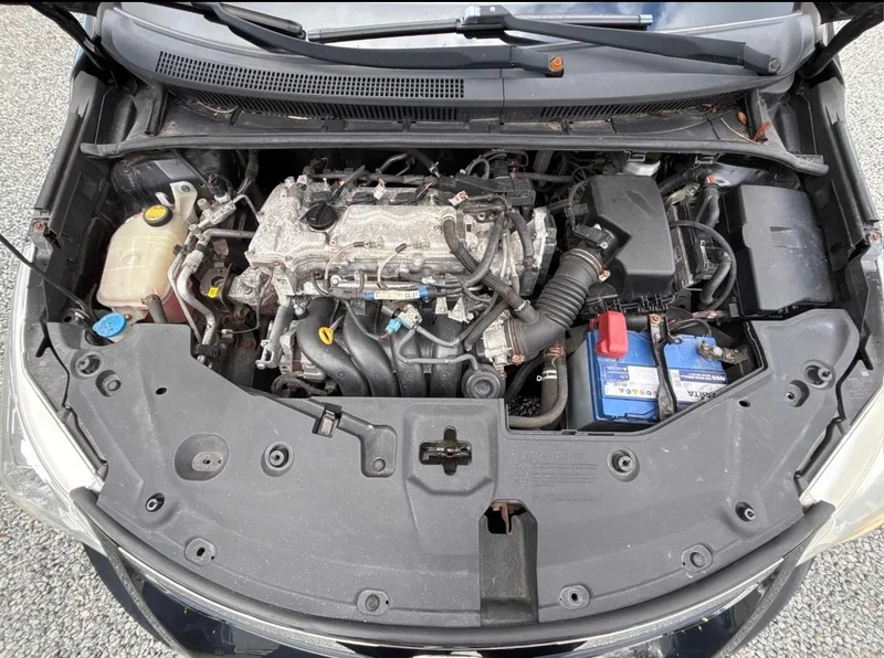 Toyota Avensis III (2009-) – 8