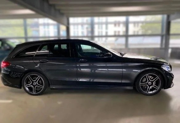 MERCEDES-BENZ C 300 – 3