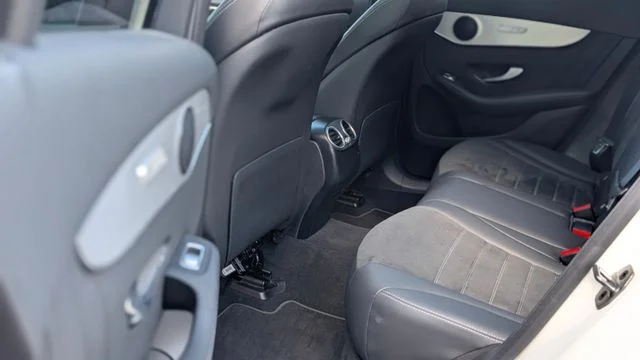 MERCEDES-BENZ GLC 300 – 22