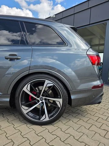 Audi SQ7 – 6