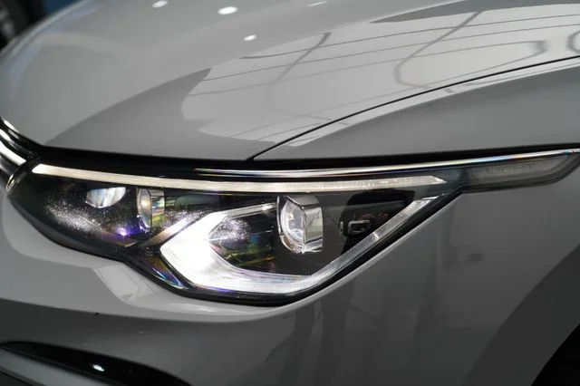VW Golf – 8