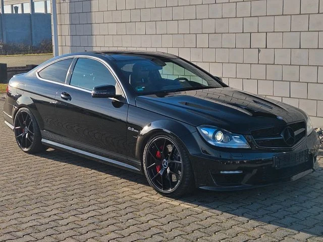 Mercedes-Benz C 63 AMG