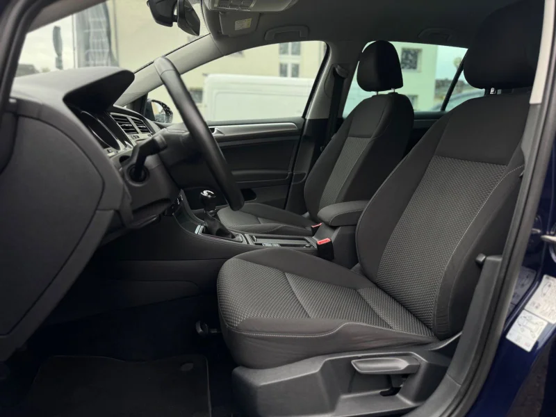 Volkswagen Golf – 14