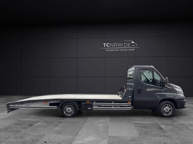Iveco Daily 35S18 Abschleppwagen Modell 2026 AHK 3,5t – 5