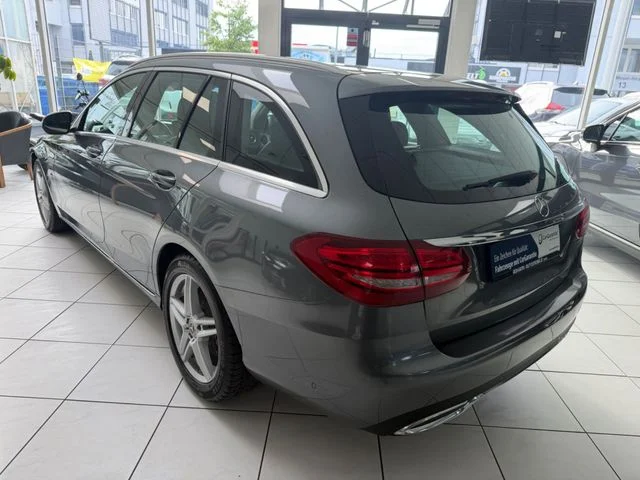 Mercedes-Benz C 200 – 7
