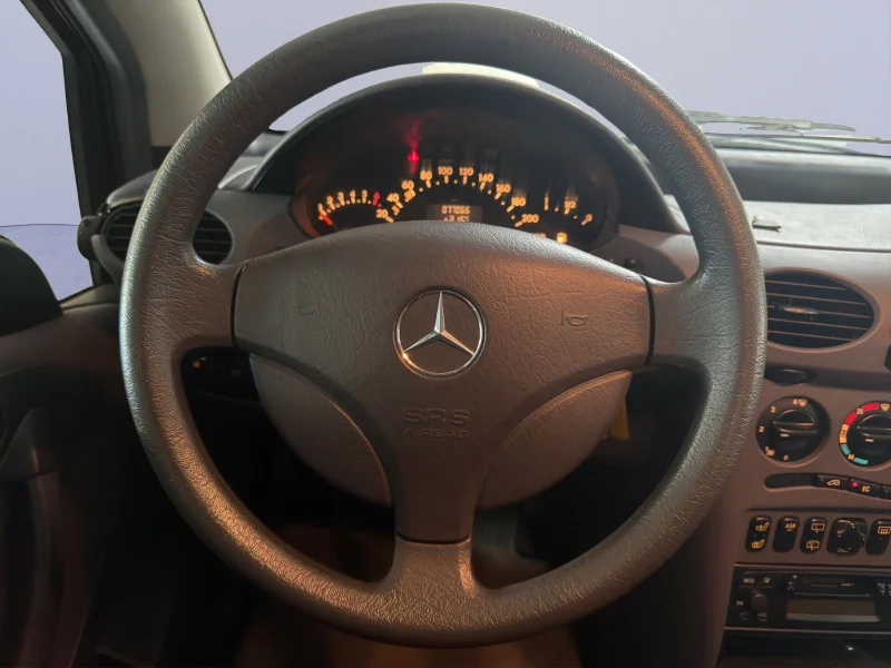 Mercedes-Benz A 140 – 13