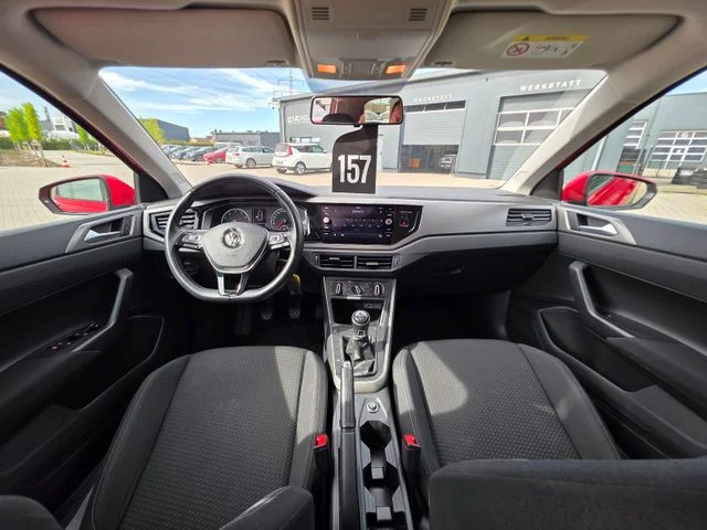 Volkswagen Polo – 32