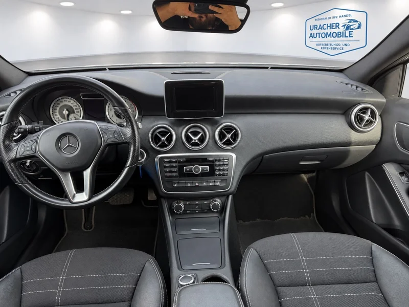Mercedes-Benz A 250 – 16