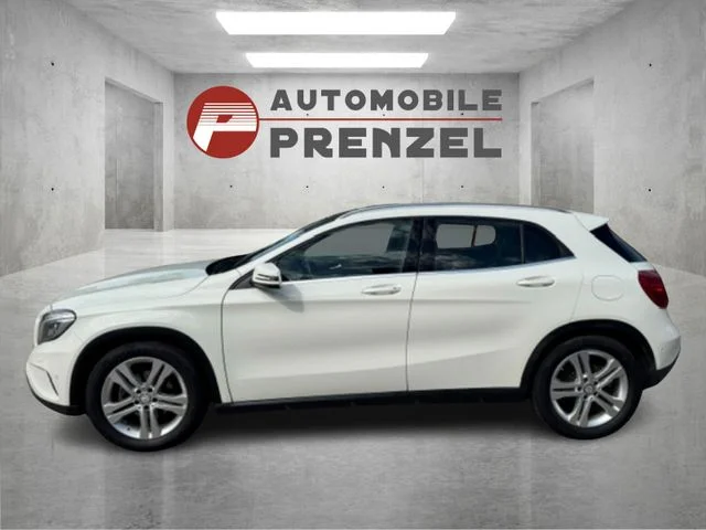 Mercedes-Benz GLA 200 – 2