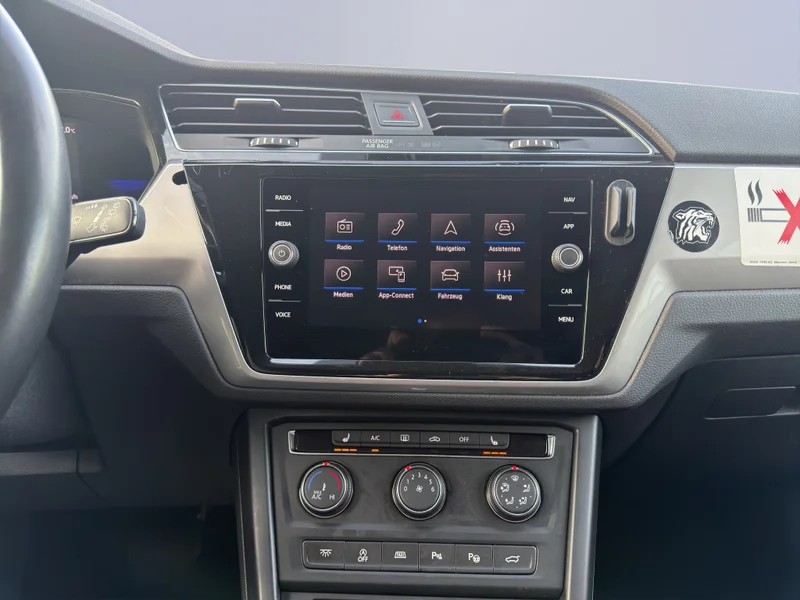 Volkswagen Touran Touran II – 16