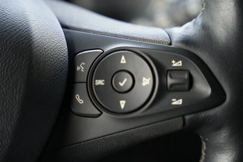Opel Corsa – 13