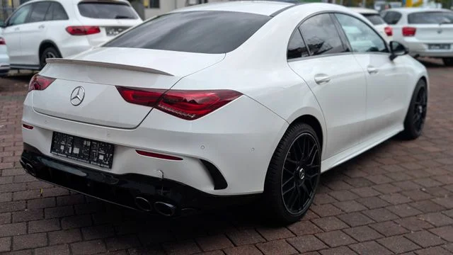 MERCEDES-BENZ CLA 220 – 5