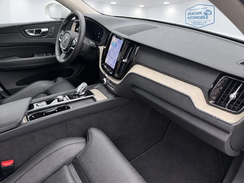 Volvo XC 60 – 18