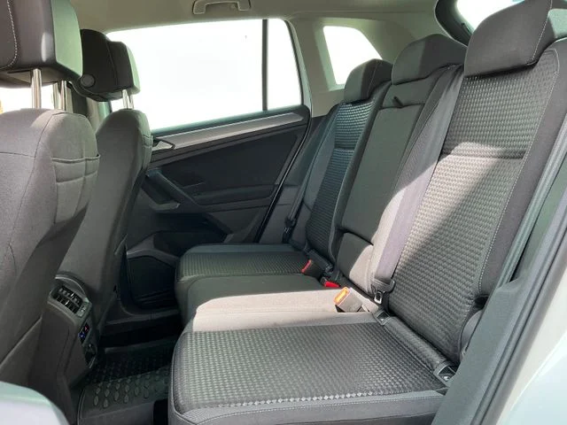Volkswagen Tiguan – 32