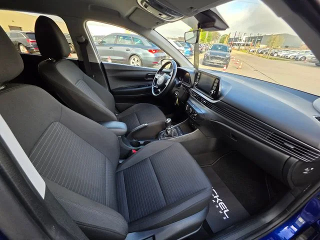 Hyundai i20 – 18