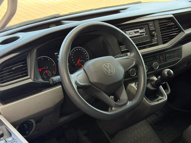 Volkswagen T6 Transporter – 18