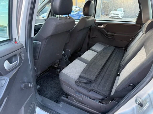 Opel Meriva – 12