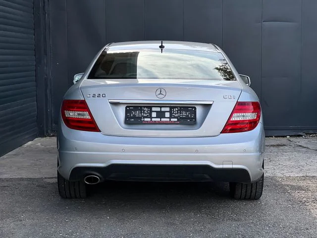 Mercedes-Benz C 220 – 6