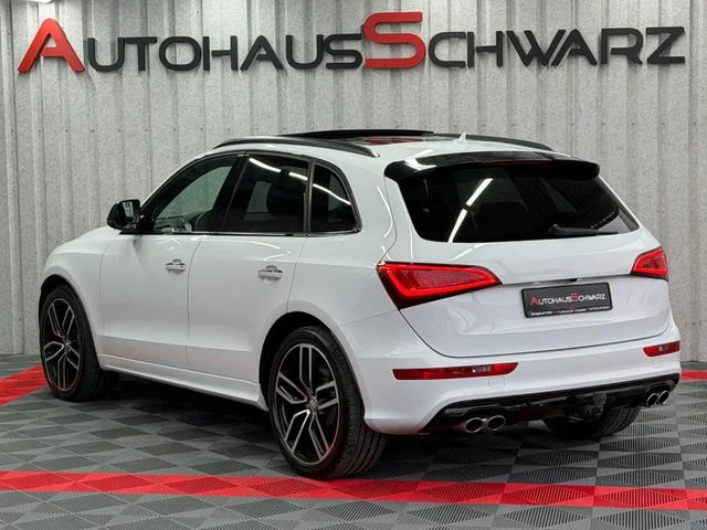 Audi SQ5 – 5