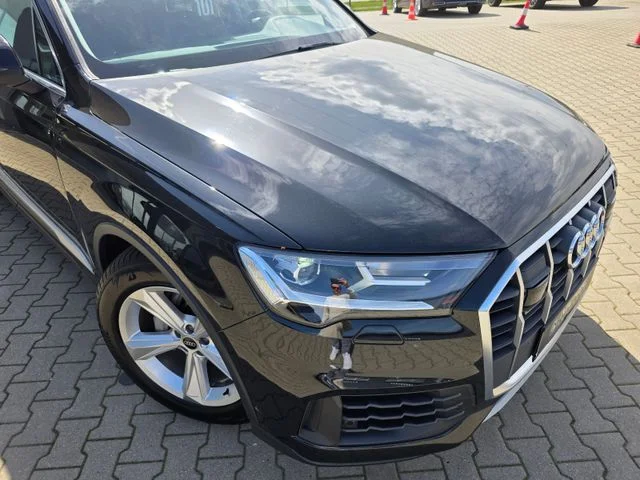 Audi Q7 – 9