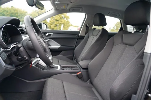 AUDI Q3 – 12